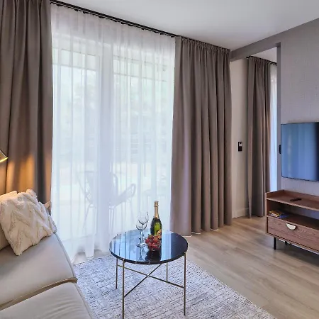 Natura D33 Porto * ليبا