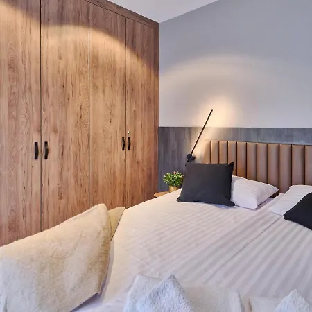 Natura D33 Porto Apartment *