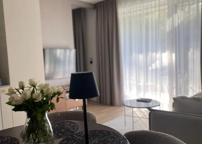 Natura D33 Porto Apartament *